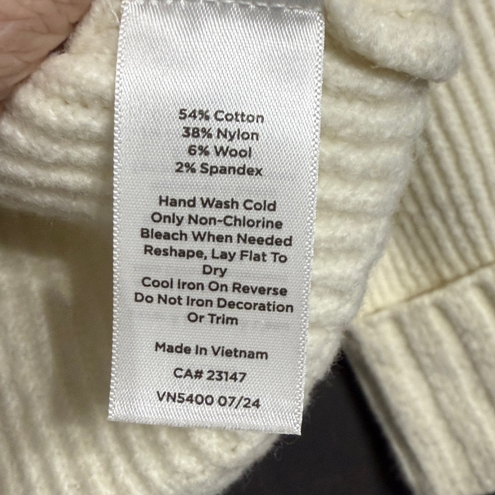 Talbots Jewel Button Henley Pullover Sweater Cream‎ Ribbed Wool Blend petite M - Picture 3 of 8